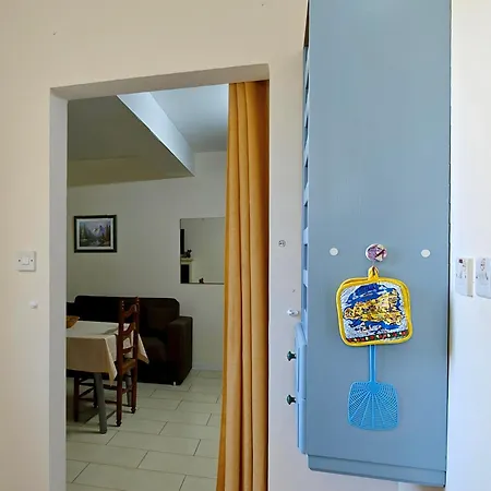 Private Guest Suite - Villa With Pool