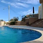 Private Guest - With Pool ヴィラ *
