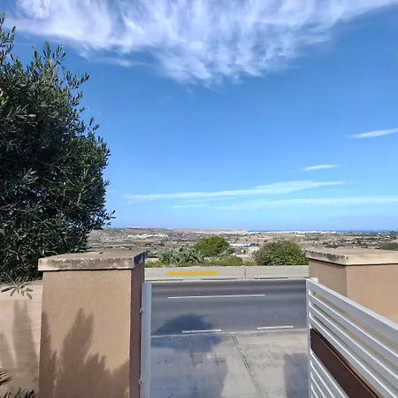 Villa Private Flatlet In A With Pool - 6 Guests Max